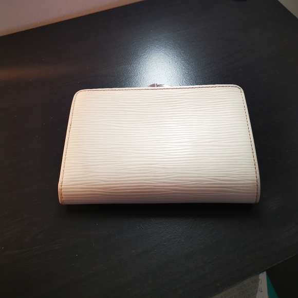 LOUIS VUITTON🌟 Epi Porte-Monnaie Billets Viennois - Picture 2 of 13